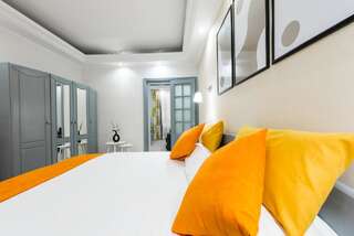 Отель Relax Comfort Suites Hotel Бухарест Люкс-1