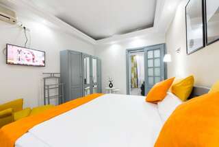 Отель Relax Comfort Suites Hotel Бухарест Люкс-2