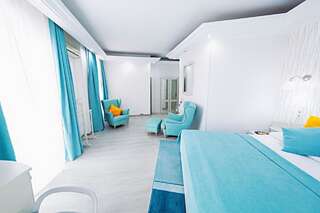 Отель Relax Comfort Suites Hotel Бухарест Улучшенный двухместный номер с 1 кроватью-9