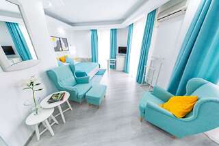 Отель Relax Comfort Suites Hotel Бухарест-5
